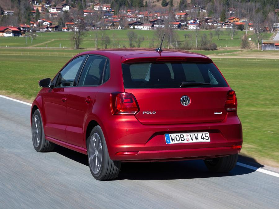  Volkswagen Polo TSI BlueMotion 5-Door 2014 года  (фото 4 из 28)